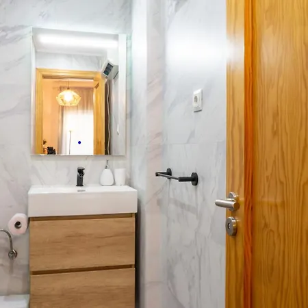 Center Apartman *